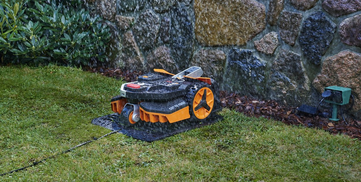 Robotická sekačka WORX Landroid Vision M800