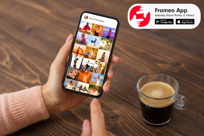 Upload to the AgfaPhoto Realiview APF700WIFI photo frame instantly and from anywhere with the FRAMEO mobile app