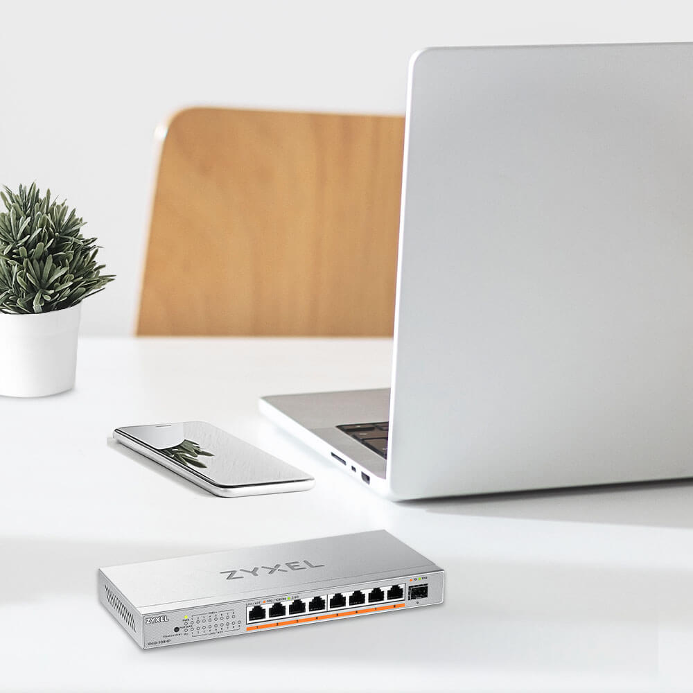Switch Zyxel XMG-105HP