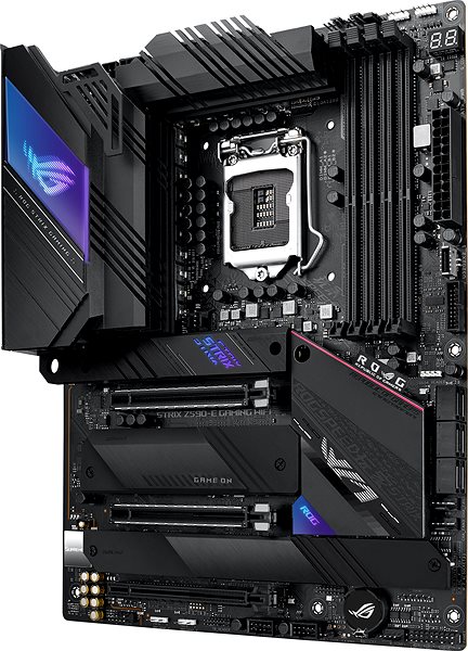 Motherboard ASUS ROG STRIX Z590-E GAMING WIFI Seitlicher Anblick
