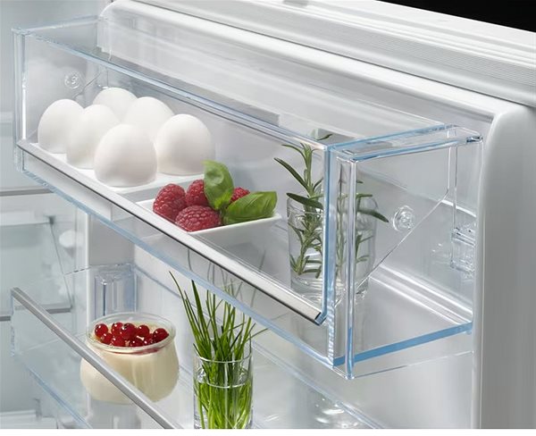 Built-in fridge AEG NSF5O121ES .