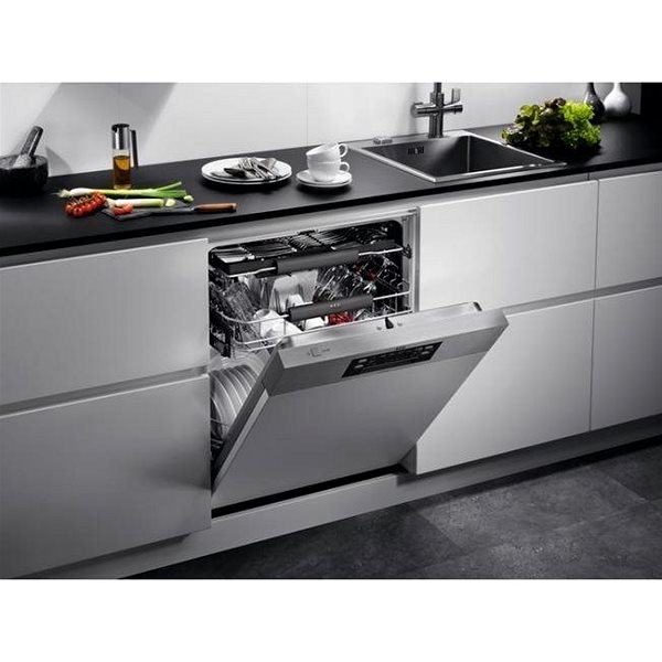 Built-in Dishwasher AEG Mastery FEE62700PM Lifestyle