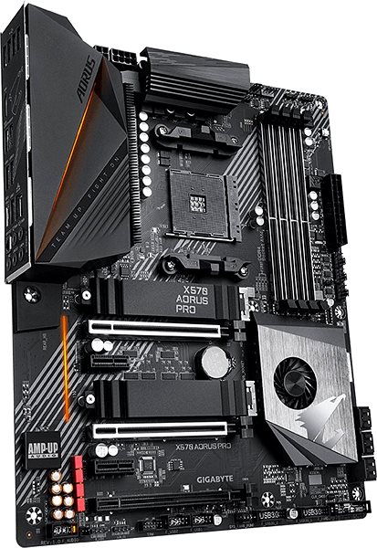 Motherboard GIGABYTE X570 AORUS PRO Lateral view