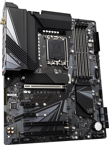 Motherboard GIGABYTE Z690 UD AX Lateral view