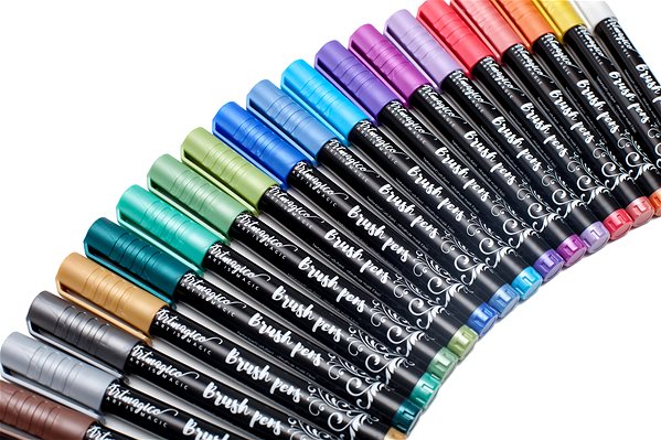 Artmagico Brush pens 20 pcs metallic shades .