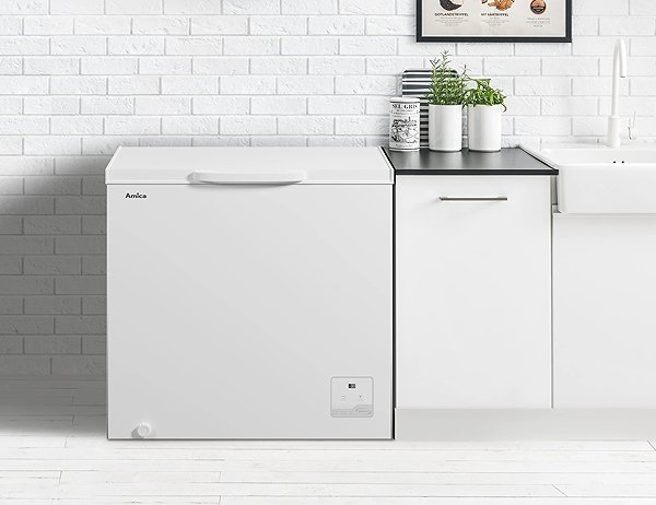 AMICA FZ 196.3 AG chest freezer.