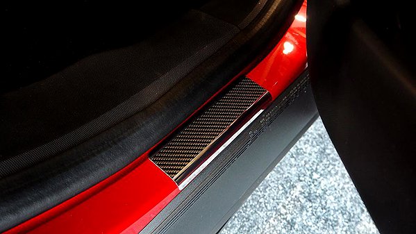 Autó küszöbvédők Alufrost küszöbvédő - rozsdamentes acél+karbon, Ford Mustang MACH-E ...
