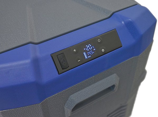 Compass Flash 35L car cooler.