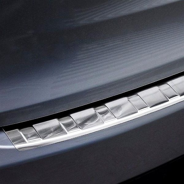 Ochranná lišta hrany kufra AVISA Kryt prahu zadných dverí LEXUS NX ...