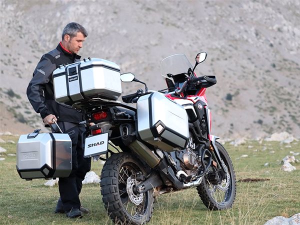 Motoros doboz SHAD TERRA TR48 Hátsó aludoboz ...