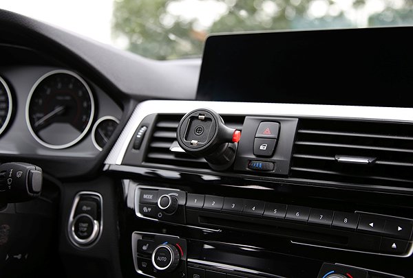 Phone holder SEFIS Quick Phone Holder for N7 Ventilation Grille ...