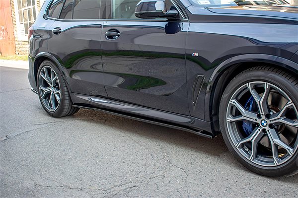 Spoiler Maxton Design diffusers under side sills for BMW X5 G05, black glossy ABS plastic, M-pack .