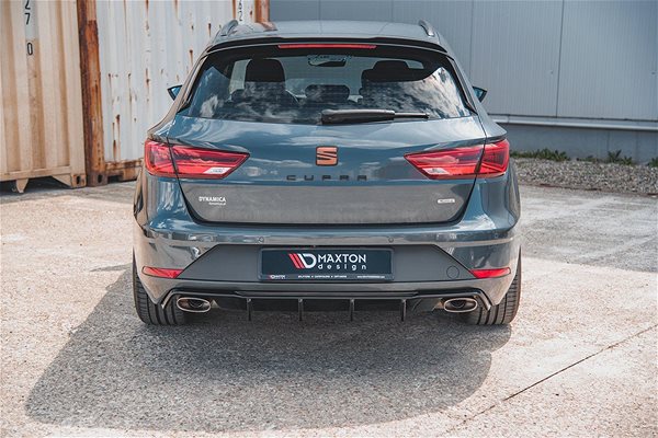 Spoiler Maxton Design rear bumper insert ver.2 for Seat Leon Cupra Mk3 Facelift, ST (combi) .