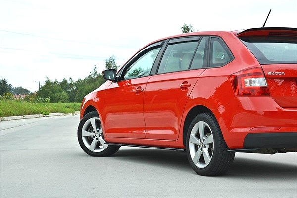 Spoiler Maxton Design diffusers under side sills for Skoda Rapid, black glossy ABS plastic.