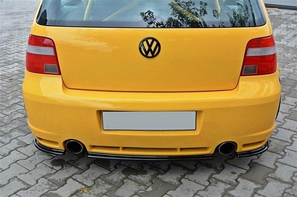 Spojler Maxton Design stredový spojler zadného nárazníka pre Volkswagen Golf R32 Mk4, čierny lesklý plast ABS ...