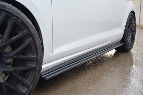 Spojler Maxton Design difúzory pod bočné prahy pre Volkswagen Golf GTI Mk7, čierny lesklý plast ABS ...
