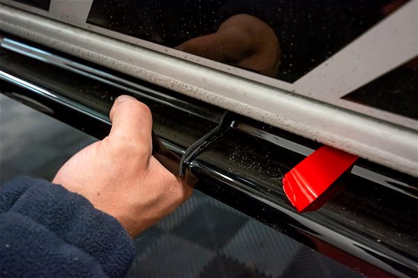 Spoiler Maxton Design diffusers under side sills for Volkswagen T6, black glossy ABS plastic.