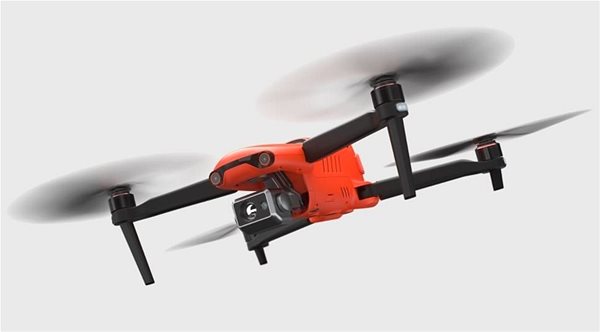 Dron Autel EVO II DUAL 640T s termálnou kamerou Lifestyle