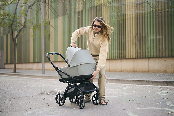 EASYWALKER Rockey M sports pushchair, Pure Black.
