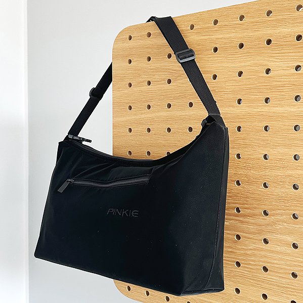 Pinkie Organiser Dark Black pushchair organiser.