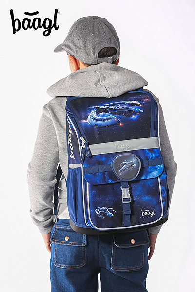 BAAGL Zippy Spaceship school bag.