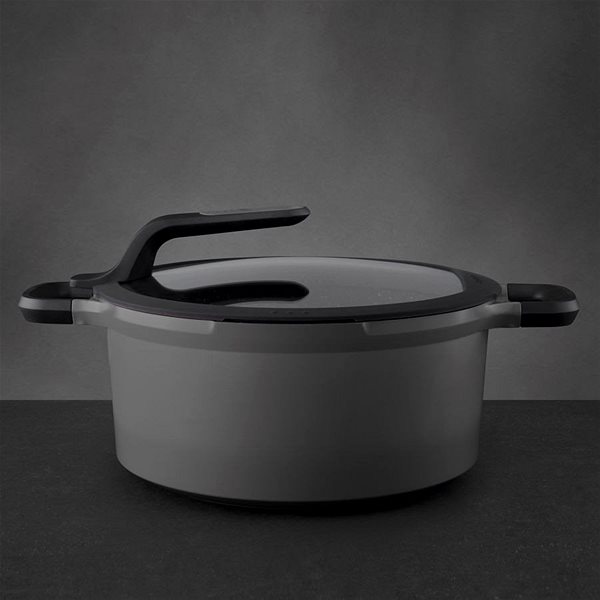 Pot BergHOFF Casserole with Lid for Straining GEM STAYCOOL 28cm Screen