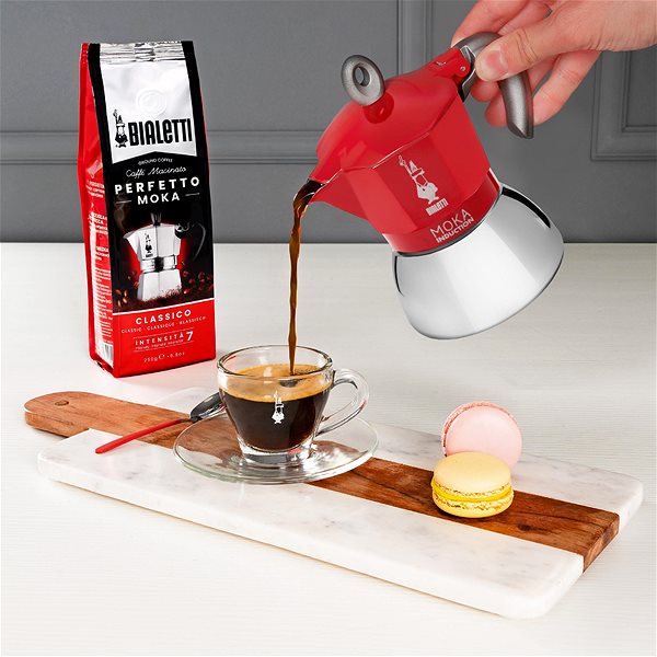 Moka Pot Bialetti NEW MOKA for INDUCTION HOBS, RED, 4 CUPS ...