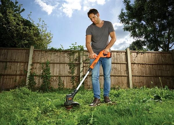 Strunová sekačka Black+Decker ST182320-QW ...