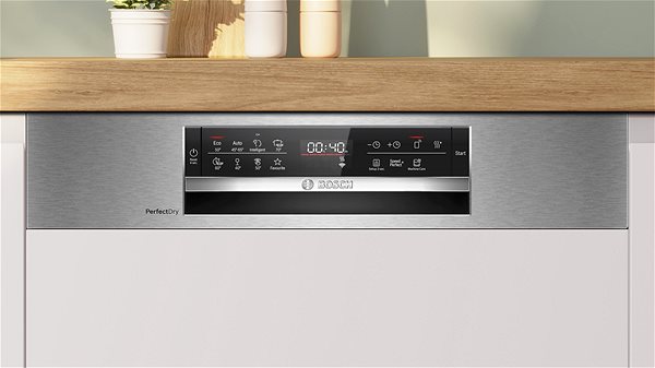 BOSCH SMI6ZCS16E built-in dishwasher.