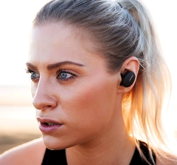 Wireless Headphones BOSE Sport Earbuds Black Lifestyle