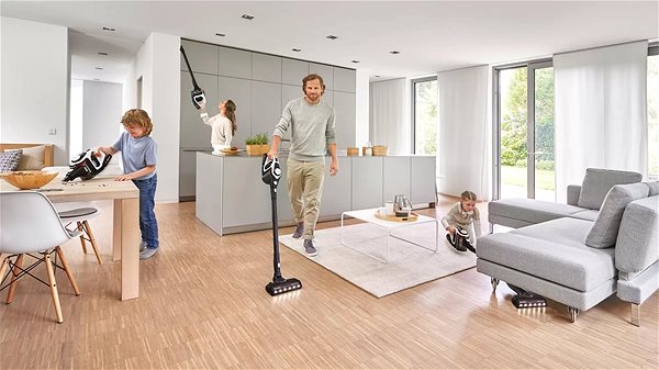 Upright Vacuum Cleaner Bosch BSS8224 Lifestyle