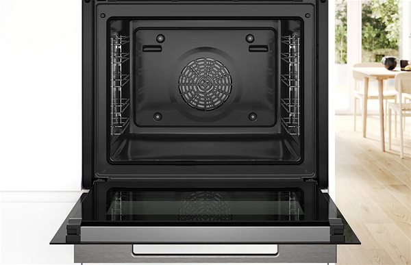 BOSCH HBG7784B1 built-in oven.