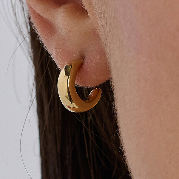 Brosway ESSENTIAL BNL106 earrings.