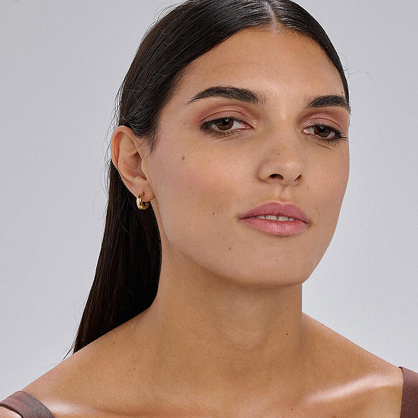 Brosway ESSENTIAL BNL106 earrings.