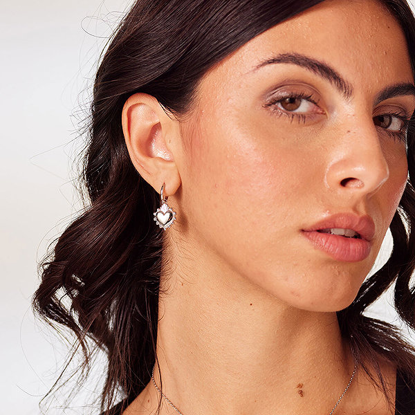 Brosway Chakra BHKE196 earrings.