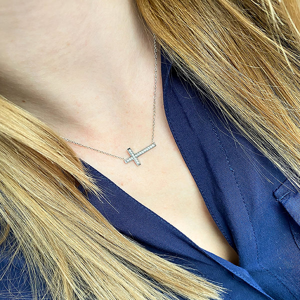 BRUNO Necklace Cross with Stones.