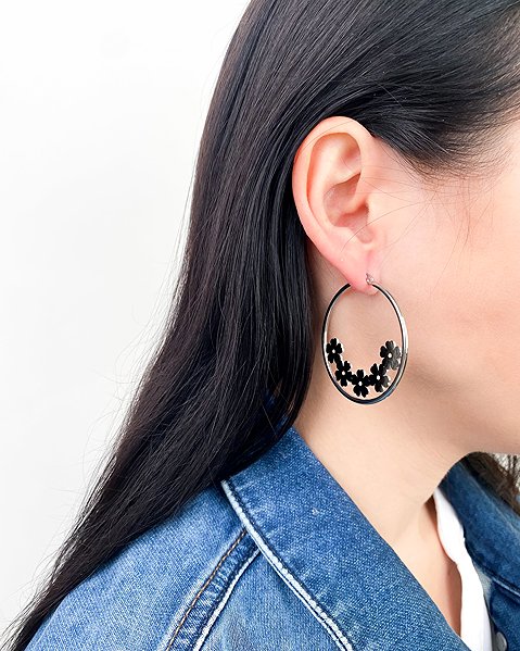 Bruno Hoop Earrings FLOWERS .
