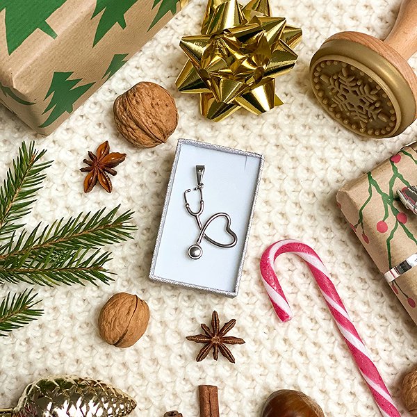 Bruno Stethoscope pendant.