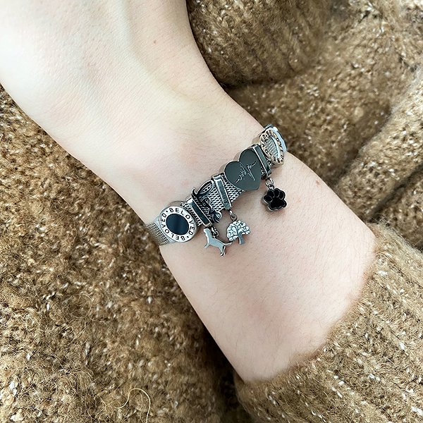 Bruno Charm for a flat bracelet ECG Curve.