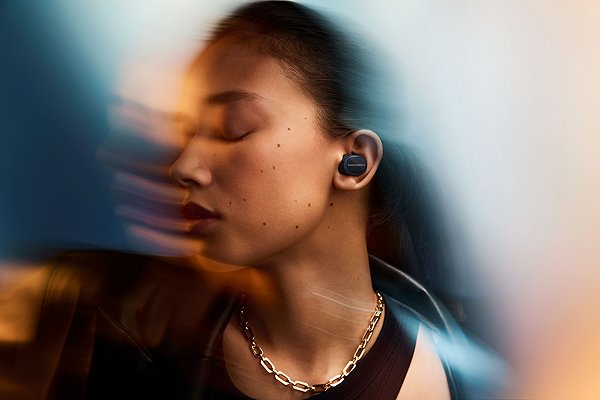Vezeték nélküli fül-/fejhallgató Bowers & Wilkins Pi8 Midnight Blue ...