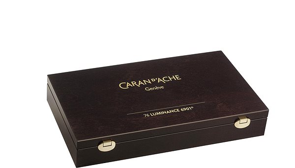 Pastelky CARAN D'ACHE Luminance 6901 76 farieb + príslušenstvo v drevenom boxe ...