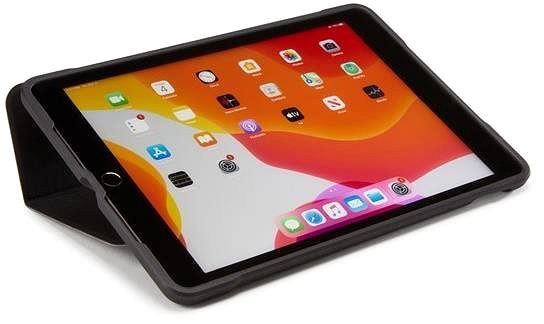 Tablet-Hülle SnapView™ 2.0 Cover für iPad 10,2“ - schwarz Lifestyle