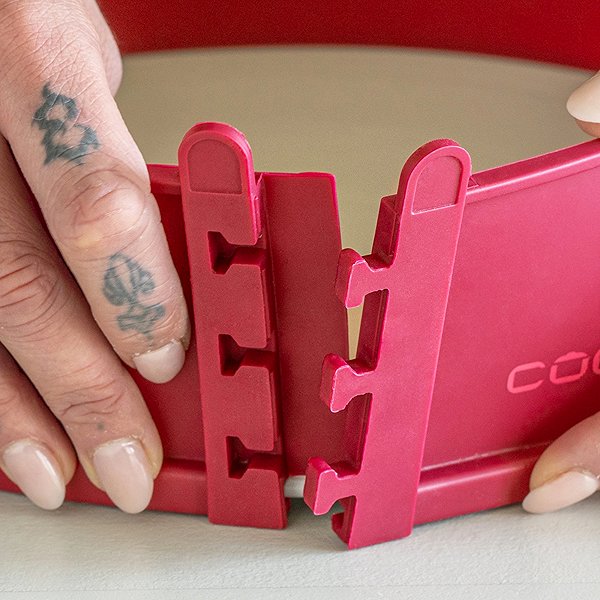 Baking Mould COOX Spring mould diameter 18 cm with porcelain base, red Lifestyle