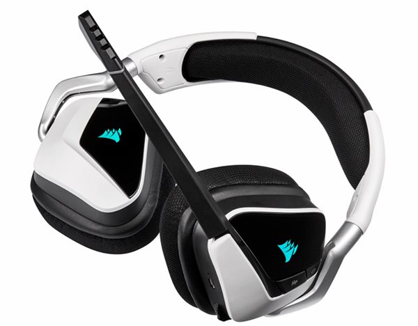 Gaming Headphones Corsair Void ELITE Wireless White Lifestyle