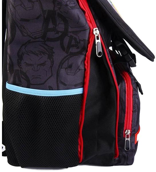 School backpack CERDÁ GROUP Marvel Avengers: Superheroes with buckles .