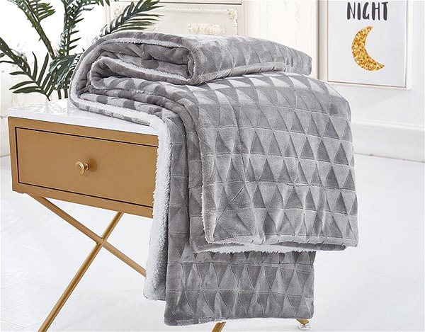 Deka JERRY FABRICS Deka beránek Triangles světle šedá 150 × 200 cm ...