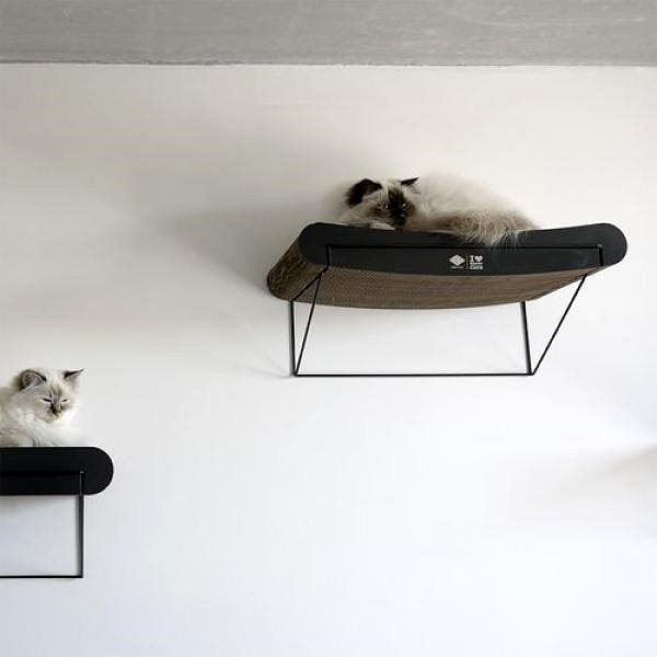 Škrabadlo pre mačky EBI D&D I Love Happy Cats David – Nástenná kartónová pohovka pre mačky zakrivená 60 × 29 × 24 cm ...