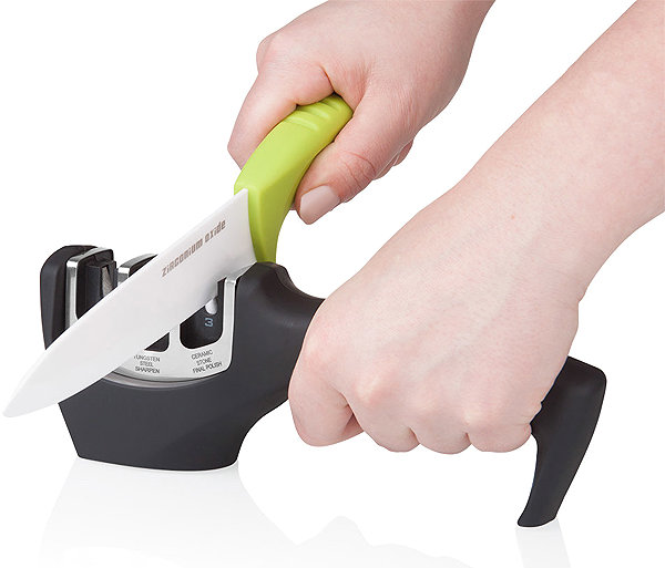 Knife sharpener De Gusto Universal Knife Sharpener WB-008 black .