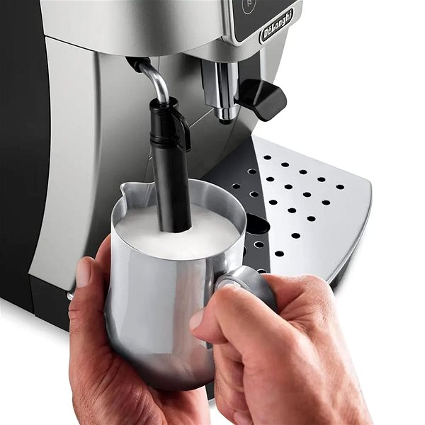 Automatic Coffee Machine De'Longhi Magnifica Start ECAM220.30.SB ...