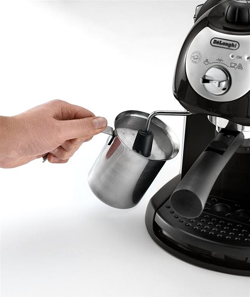 Lever Coffee Machine De'Longhi EC201CD.B ...